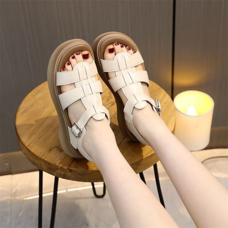 Sandales compensées confort & élégance