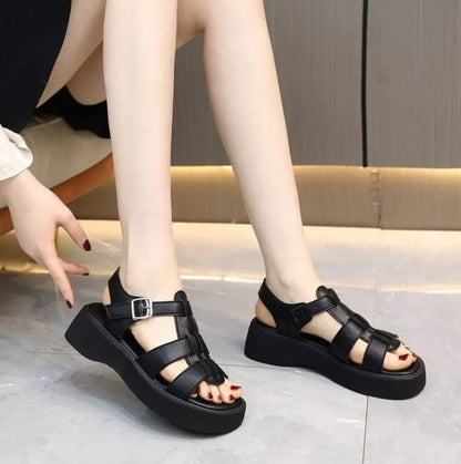 Sandales compensées confort & élégance